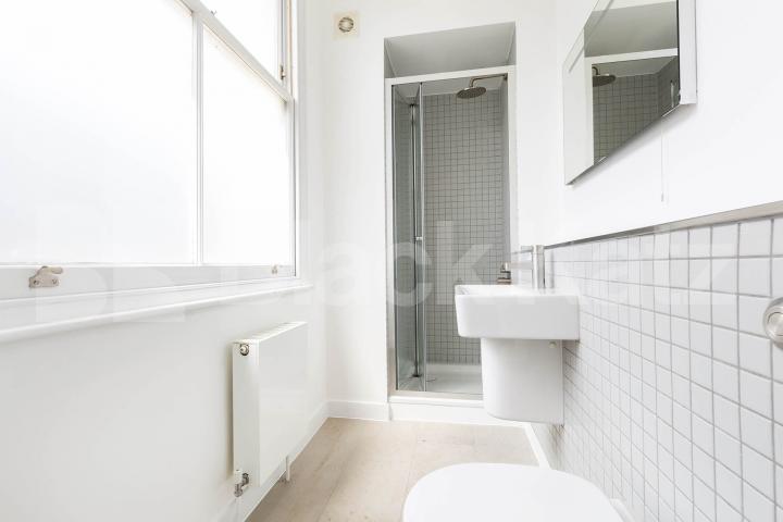 2 bed 2 bath Warehouse conversion locate din the heart of Clerkenwell   Berry Street, Clerkenwell